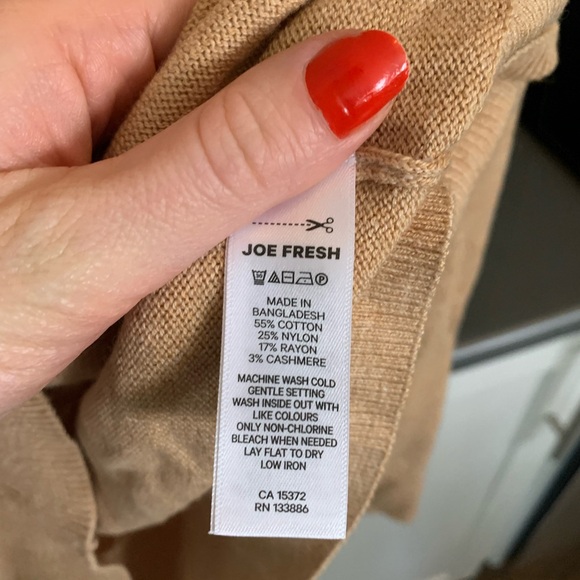 Cream v-neck sweater - Picture 4 of 5